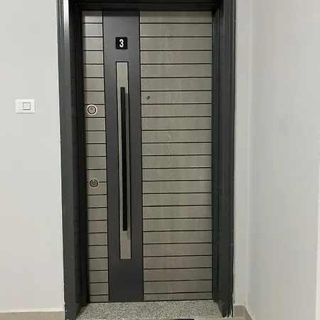 Apartament L-2 Astir