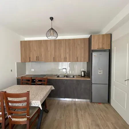 Lejlighed L-2 Tirana