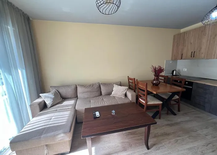 Apartament L-2 Astir